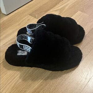 UGG Black Fluffy Slides with Logo Strap